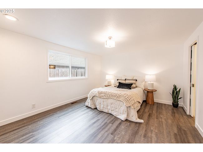 2677 Chad Dr, House other with 3 bedrooms, 2 bathrooms and 2 parking in Eugene OR | Image 25