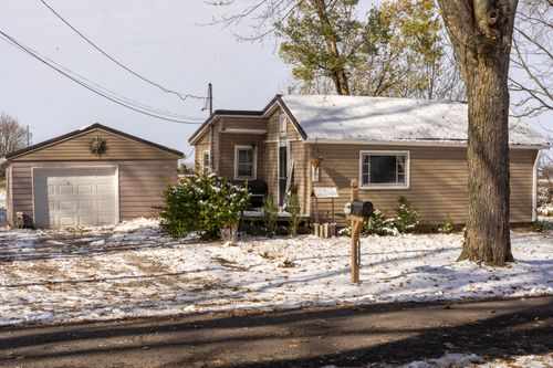 450 Lake Ave, Russells Point, OH, 43348-9604 | Card Image