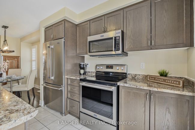 5 Sunderland Meadows Dr, House other with 3 bedrooms, 3 bathrooms and 2 parking in Brock ON | Image 4
