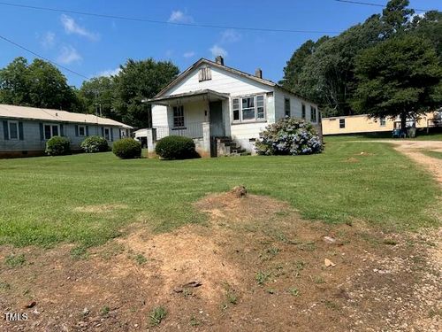 311 N Bute St, Warrenton, NC, 27589-1811 | Card Image