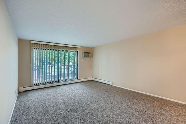 1887 silver bell rd 103 - Web Quality - 003 - 03 Living Room.jpg | Image 6