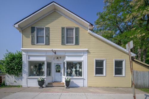 213 Main St, Lucan Biddulph, ON, N0M2J0 | Card Image