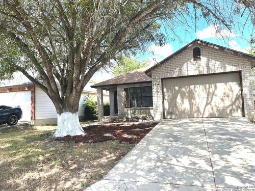 6834 Saharastone Dr, Converse, TX, 78109-3472 | Card Image