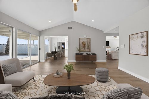 4118 Ridgewood Ave, Las Vegas, NV, 89120-1438 | Card Image