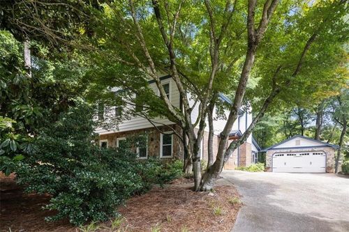 4989 Kings Wood Dr Ne, Roswell, GA, 30075-4010 | Card Image