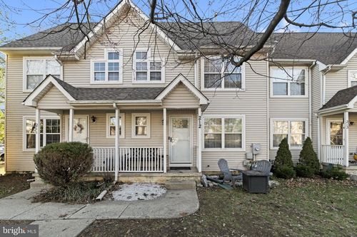 212 River Ct, Fieldsboro, NJ, 08505-1149 | Card Image