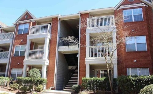 3086 Chastain Park Ct Ne, Atlanta, GA, 30342-3256 | Card Image