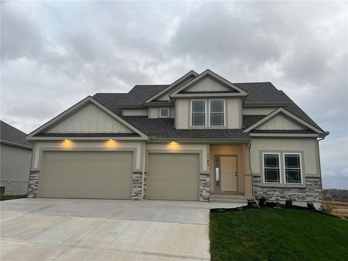 1972 Longview Ct, Kansas City, MO, 64134 | Card Image