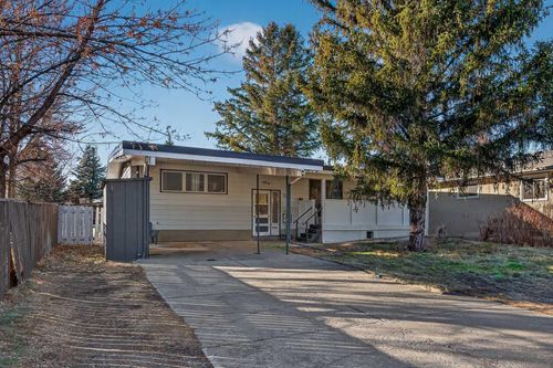 22 Acadia Rd W, Lethbridge, AB, T1K3X8 | Card Image
