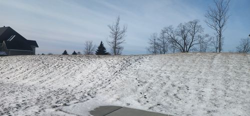 7555 Fairway Dr, Yorkville, IL, 60560-3255 | Card Image