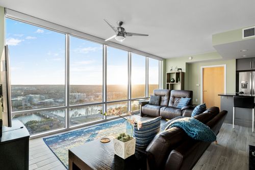 apt-2602-300 Bowie St, Austin, TX, 78703-4665 | Card Image