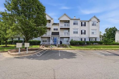 104-8058 Lisle Dr, MANASSAS, VA, 20109-7756 | Card Image