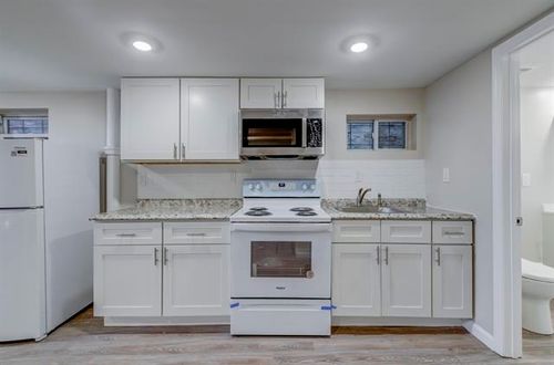 unit-1-85 Woodland Ave, JC, Greenville, NJ, 07305 | Card Image