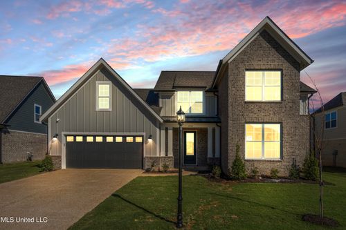 13532 Broadmore Ln, Olive Branch, MS, 38654-1487 | Card Image