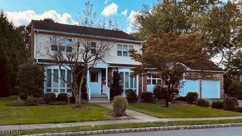 34 Brian Rd, West Caldwell, NJ, 07006-8234 | Card Image