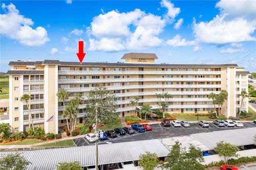 apt-702-8950 Park Blvd, SEMINOLE, FL, 33777-4125 | Card Image