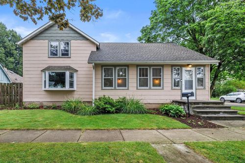 501 Haskins Street, Lake Geneva, WI, 53147 | Card Image