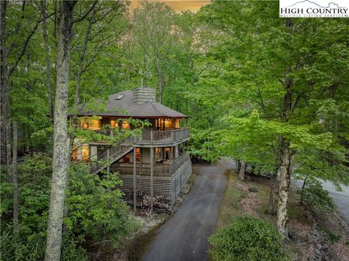 102 Rhododendron Dr, Beech Mountain, NC, 28604-8175 | Card Image