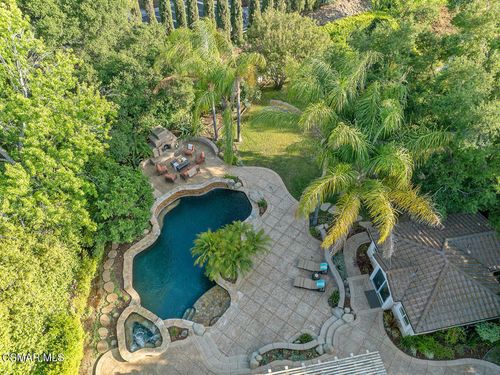 758 Camino Dos Rios, Thousand Oaks, CA, 91360-2355 | Card Image