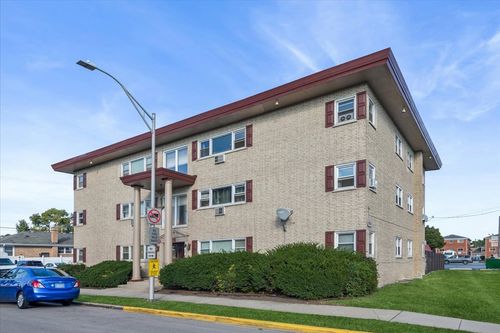 apt-301-5011 Saint Charles Rd, Bellwood, IL, 60104-1043 | Card Image