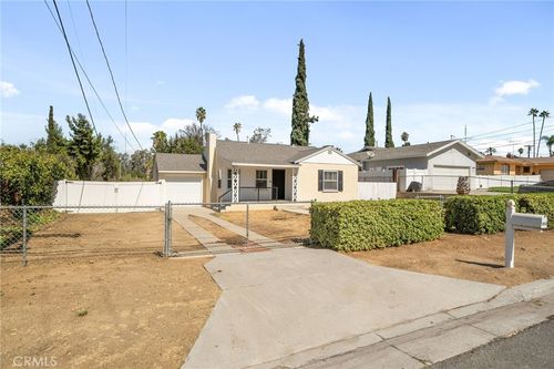 5949 Granada Ave, Riverside, CA, 92504-2228 | Card Image