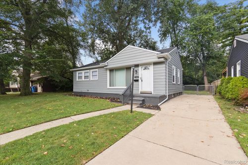 1102 Magnolia Dr, Inkster, MI, 48141-1732 | Card Image