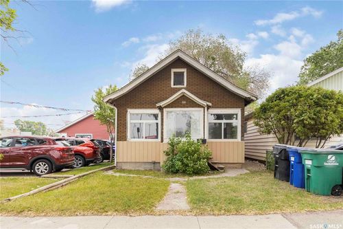 110 Av F S, Saskatoon, SK, S7M1S8 | Card Image