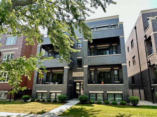 1e-5667 Higgins Ave, Chicago, IL, 60630-2001 | Card Image
