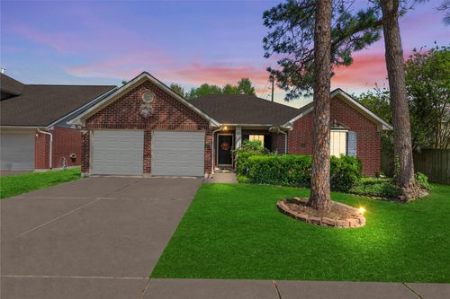 16423 Maple Downs Ln, Sugar Land, TX, 77498-7124 | Card Image