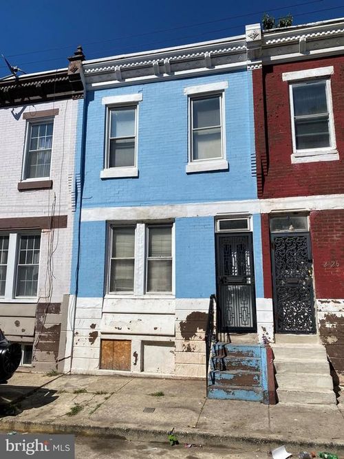 2424 N Garnet St, PHILADELPHIA, PA, 19132-3725 | Card Image