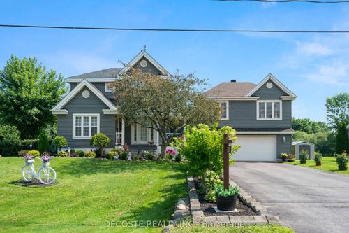 6123 Macbain St, Bainsville, ON, K0C1E0 | Card Image