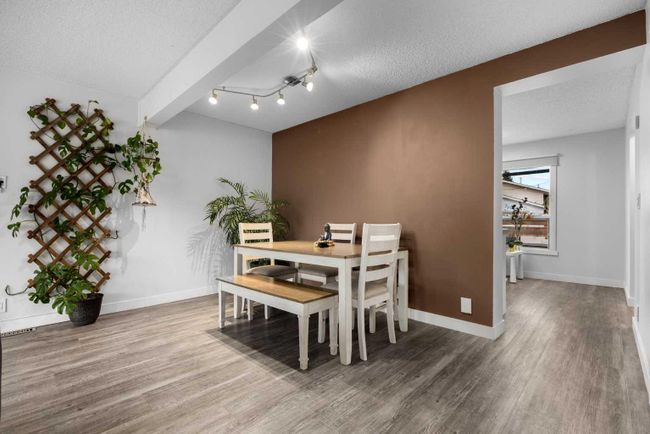 74 Queen Anne Close Se, Home with 3 bedrooms, 2 bathrooms and 2 parking in Calgary AB | Image 7