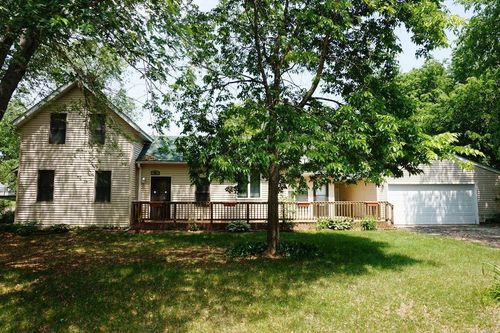 845 Plum St, Eau Claire, WI, 54703-6055 | Card Image