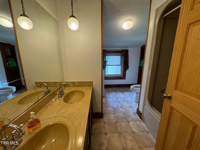 2401 Egan Rd, House other with 4 bedrooms, 3 bathrooms and null parking in Big Stone Gap VA | Image 47