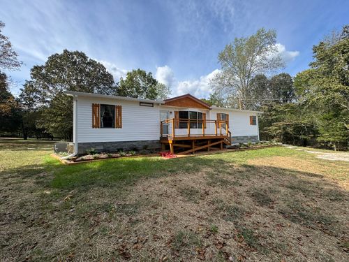 10045 Buckner Ridge Rd, Bon Aqua, TN, 37025-3060 | Card Image