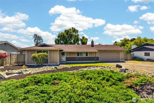 5503 Kingsway, Anacortes, WA, 98221-2927 | Card Image