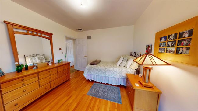 Primary bedroom | Image 11