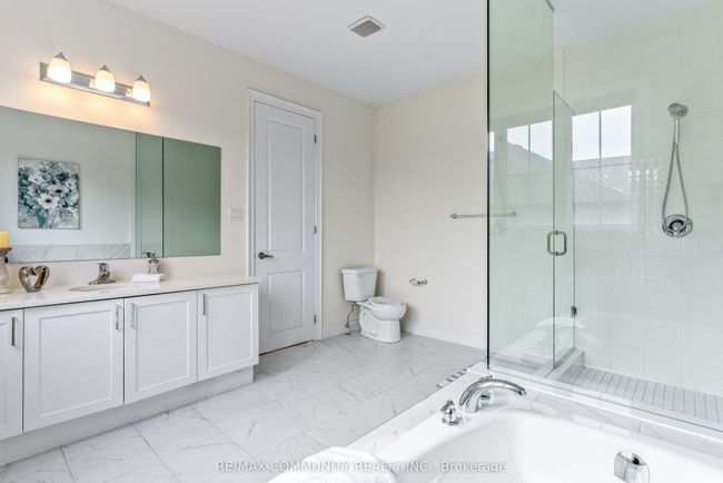 10 Hornchurch St, House other with 6 bedrooms, 5 bathrooms and 2 parking in Whitby ON | Image 27