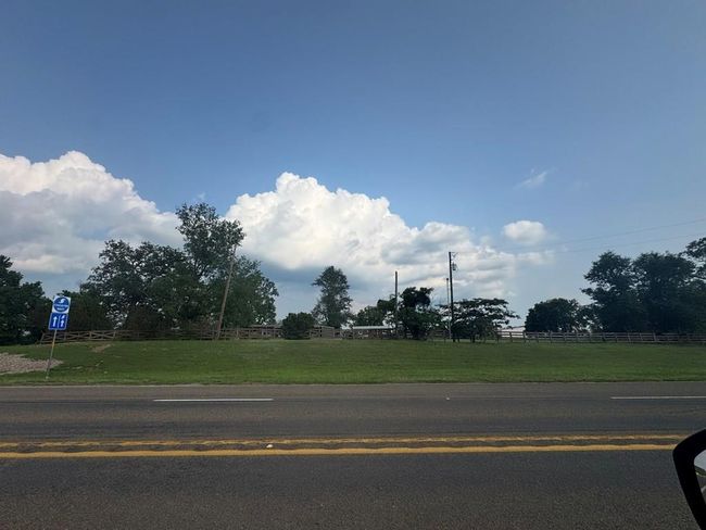 2416 State Highway 87 N, House other with 3 bedrooms, 2 bathrooms and null parking in Newton TX | Image 24