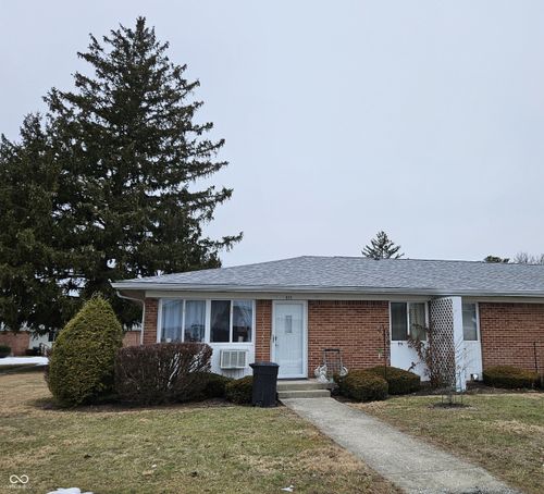 953 W Mckay Rd, Shelbyville, IN, 46176-3260 | Card Image