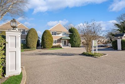 312 - 49 Canoe Place Road, Condo with 1 bedrooms, 1 bathrooms and null parking in Hampton Bays NY | Image 1