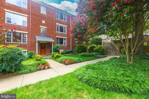 es102-1224 N Meade St, ARLINGTON, VA, 22209-3712 | Card Image