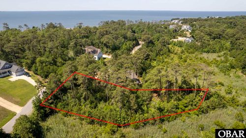 112 Old Holly Ln, Kill Devil Hills, NC, 27948-8689 | Card Image