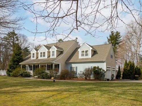 279 Fisher Rd, Westport, MA, 02790-1283 | Card Image