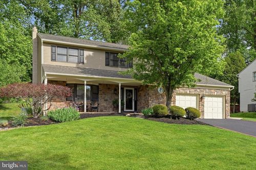 331 Fox Hollow Dr, Langhorne, PA, 19053-2494 | Card Image