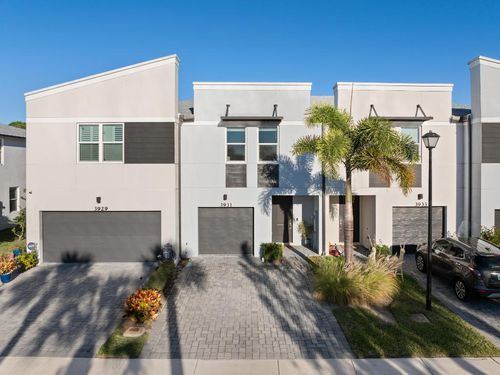 3931 Se Mentmore Ln, Stuart, FL, 34997-6443 | Card Image