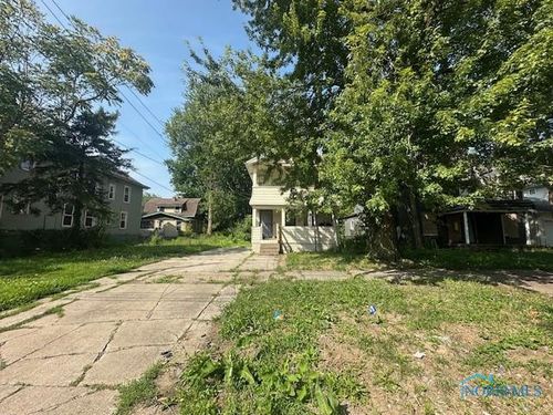 721 Stickney Ave, Toledo, OH, 43604-2139 | Card Image