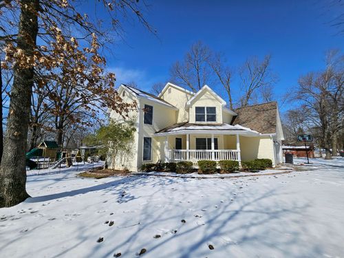 1302 Oak St, Cassville, MO, 65625-2029 | Card Image