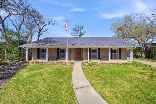 2705 Woodcliff Ct, College Station, TX, 77845-3804 | Card Image