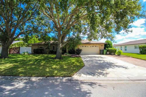 2807 67th St W, BRADENTON, FL, 34209-7427 | Card Image